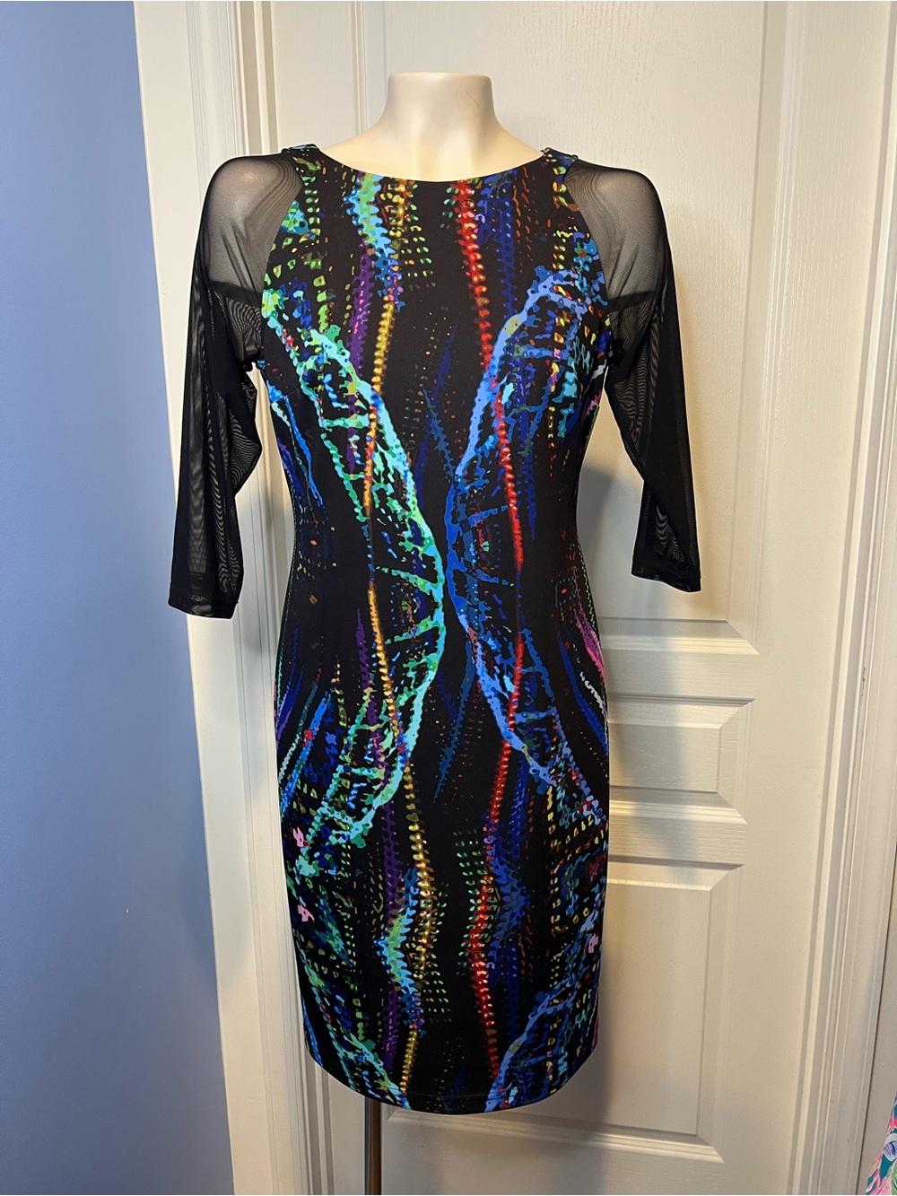 Joseph Ribkoff Abstract multi colored & Black Dress with zipper back size 8